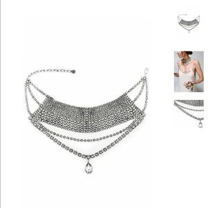 DYLANLEX Remi Statement Choker